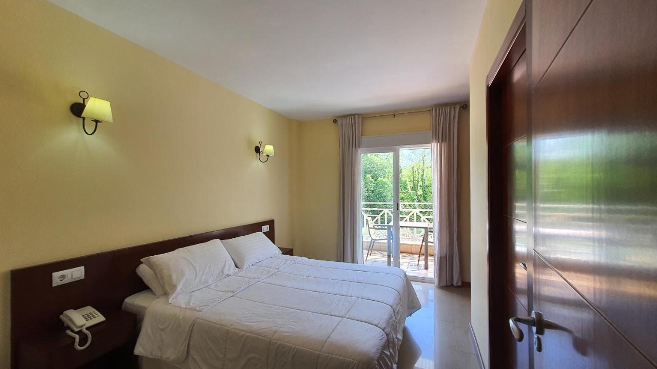 Sun Galicia Hotel Y Apartamentos サンシェンショ エクステリア 写真