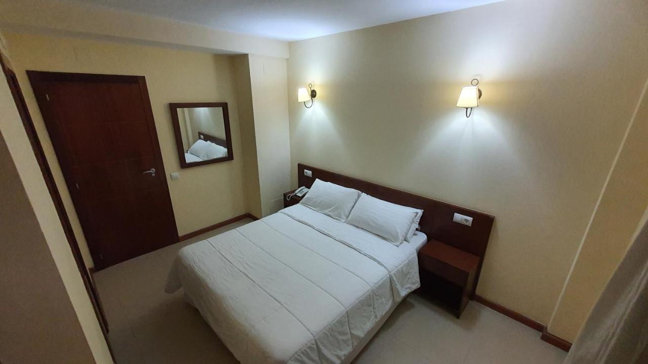 Sun Galicia Hotel Y Apartamentos サンシェンショ エクステリア 写真